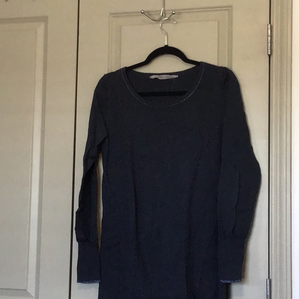 Athleta Dark Gray Long Sleeve Top